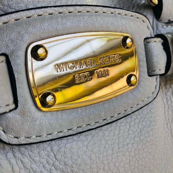 Michael Kors White leather handbag with wallet - Picture 4 of 14